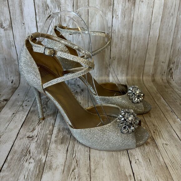 Badgley Mischka Belle Jewel Encrusted Silver Sparkling High Heel Shoes Size 9 - Picture 3 of 10